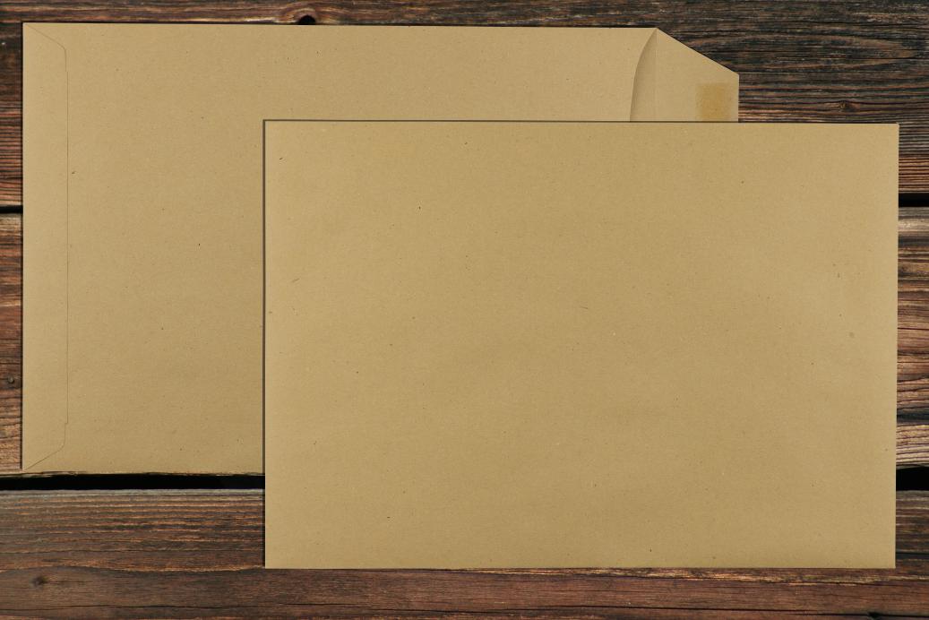 Versandtaschen C4 229x324 mm Nassklebend Braun 110 g/qm